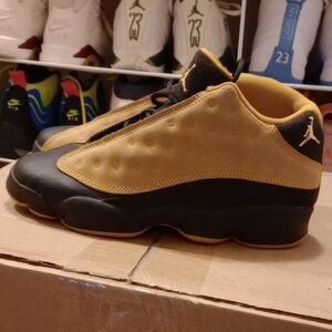 Air Jordan 13 "Chutney" sz. 5.5Y